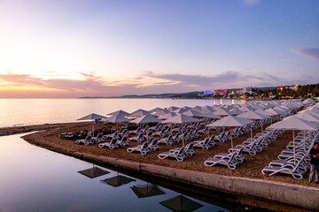 Obraz premium Spätsommertage an der Türkischen Rivera vor den Toren der Stadt von Alanya - Türkei