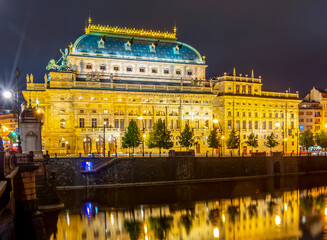 Fototapeta premium National theater in Prague at night, Czech Republic