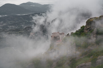 Naklejka premium Landscape with monasteries and rock formations in Meteora, Greece.