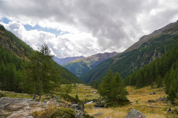 Fototapeta na wymiar Beautiful panorama and nature of the Italian Dolomites