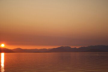 Obraz premium sunset over the sea