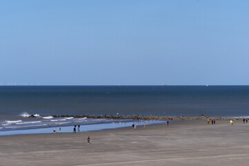 Morze Północne w Belgii, plaża ostenda. - obrazy, fototapety, plakaty