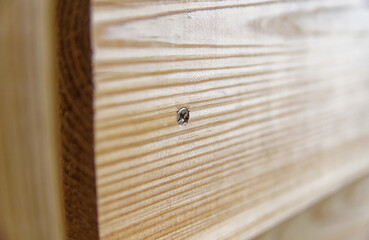 Wkręt, skręcone deski do siebie, konstrukcja drewniana.