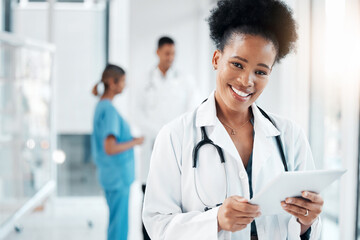 Research, portrait and black woman with tablet for healthcare, medicine and consultation email. Schedule, communication and African doctor with technology for service, telehealth and nursing - obrazy, fototapety, plakaty