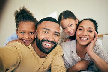 Face of parents, kids and happy selfie in home for love, care and enjoy quality time together. Portrait of mother, father and young children relax with smile, memory and photography in family house - obrazy, fototapety, plakaty