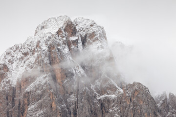 The northern side of Sasso Lungo after a first autumnal snowfall - obrazy, fototapety, plakaty