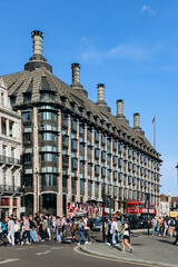 Obraz premium London, United Kingdom - September 25, 2023: Buildings in central London opposite Westminster Abbey