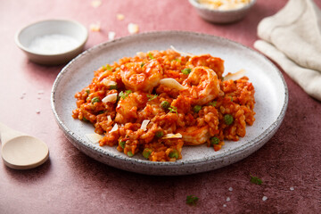 Spicy rice with coconut and shrimps