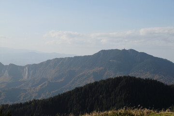 Obraz premium Landscape view from Piatra Mare mountains. Taking in the scenic beauty from the vantage point of the Piatra Mare Mountains. 