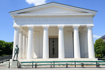 Obraz premium Temple of Theseus in the center of Vienna on Austria