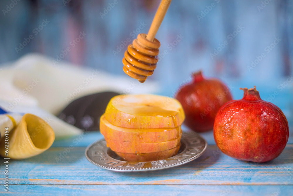 Wall mural Holiday of rosh hashanah significance in jewish tradition symbols with apples, honey, pomegranate, Shofar