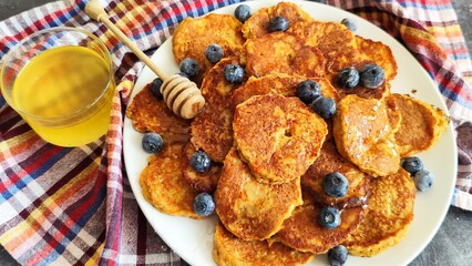 pancakes with blueberries