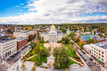 Aerial view of Concord and the New Hampshire State House. The capitol houses the New Hampshire General Court, Governor, and Executive Council. - obrazy, fototapety, plakaty