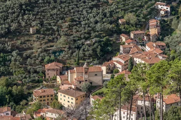 Keuken foto achterwand De scheve toren Aerial view of Castelmaggiore, Calci, Italy