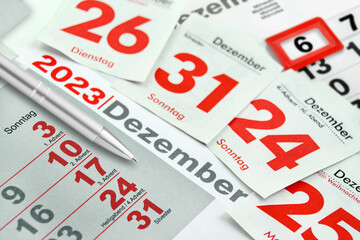 Deutscher Kalender und Feiertage im Dezember 2023 Weihnachten Silvester Advent Nikolaus