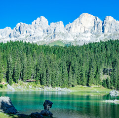 Dolomites lake - 672421173