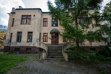 Fototapeta na wymiar Abandoned Haunted Pre-War Jewish Children's Hospital in Warsaw