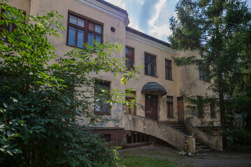 Abandoned Haunted Pre-War Jewish Children's Hospital in Warsaw
