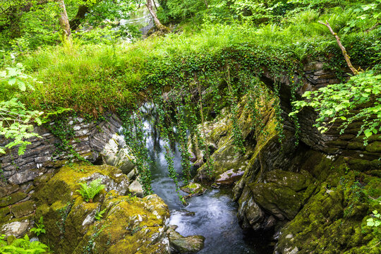 Old packhorse bridge, called Roman Bridge, North Wales, UK.
