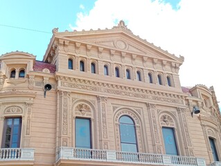 Fototapeta na wymiar facade of a building