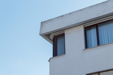 Fototapeta na wymiar A modern minimalist house with a 90s theme
