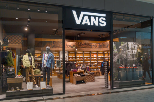 Vans top store veneto