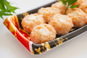 餅入り鶏つくね団子