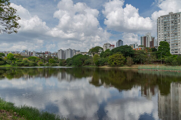 Fototapeta na wymiar View of the Santa Lúcia Dam, with residential buildings in the São Bento neighborhood, in the background, and Vila Paris, on the right, in Belo Horizonte, state of Minas Gerais, Brazil.