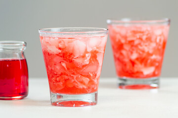 Es kopyor is a drink made from soft coconut flesh and is usually found in coconuts with genetic disorders. Fresh and sweet drinks that are suitable for drinking in hot weather