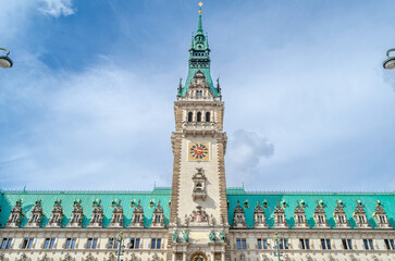 Fototapeta na wymiar Facade of the Hamburg city hall, Germany