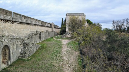 FORT SAINT-ANDRE - VILLENEUVE-LES-AVIGNON (Gard)