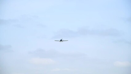 Light-engine aircraft makes a flight