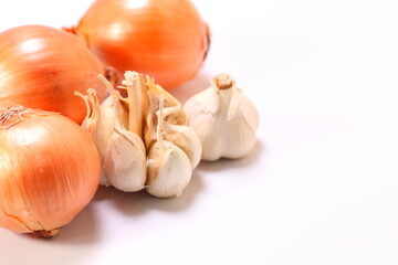 玉葱（タマネギ）と大蒜（ニンニク）