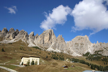 Fototapeta na wymiar natural landscape of Gardena Pass of Dolomites alps, Italy