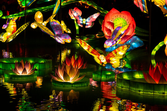30.10.2023 Montreal, Canada. 
Gardens of Light, Chinese lantern festival at the Montreal Botanical Gardens. Festival of lights. Light sculptures.