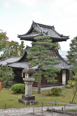 Naklejka premium 大谷祖廟の太鼓堂