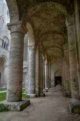 abbaye Saint Pierre de Jumièges, hiver dans la brume, fondée en 654, 76, Jumièges, Normandie, Seine Maritime, France