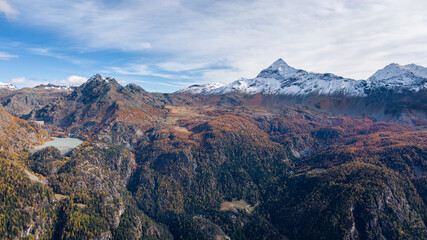 Foliage all'Alpe. e lago Palù, Valmalenco, in autunno