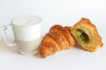 cappuccino e brioche