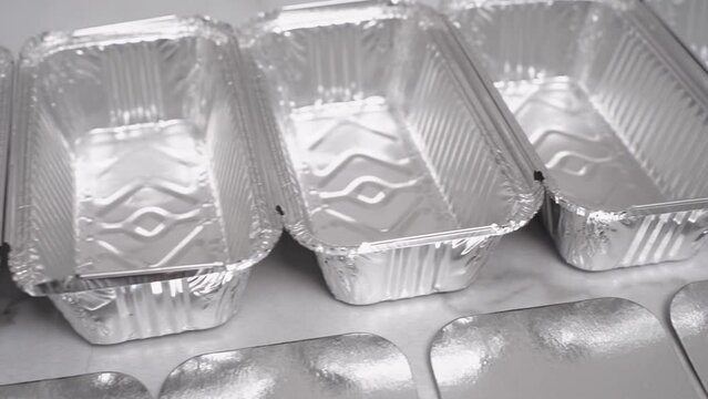Aluminum molds for baking and storing meat