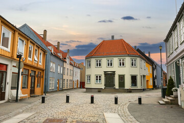 Fototapeta na wymiar Residential district Bakklandet, Trondheim