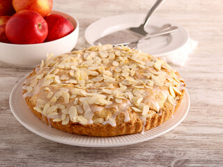 apple tart with almond topping