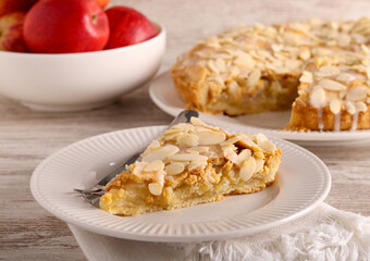 apple tart with almond topping