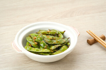 Stir Fry Edamame with garlic and chilli powder
