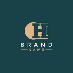 Obraz premium A striking logo featuring the letter H is set against a backdrop of a serene and majestic moon