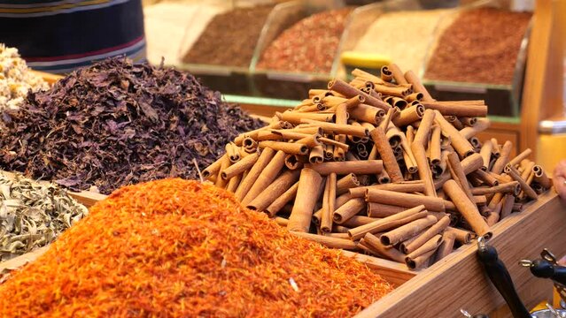 selling Cinnamon sticks at slice bazar in istanbul 