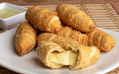 Deliciosos Tequeños rellenos de queso