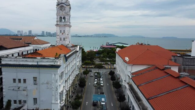 Through the streets of Penang and UAB Category II-listed historic building