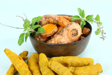 Kacchi haldi or Raw turmeric, Indian Spice