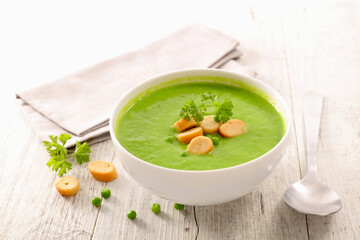 bowl of green vegetable soup